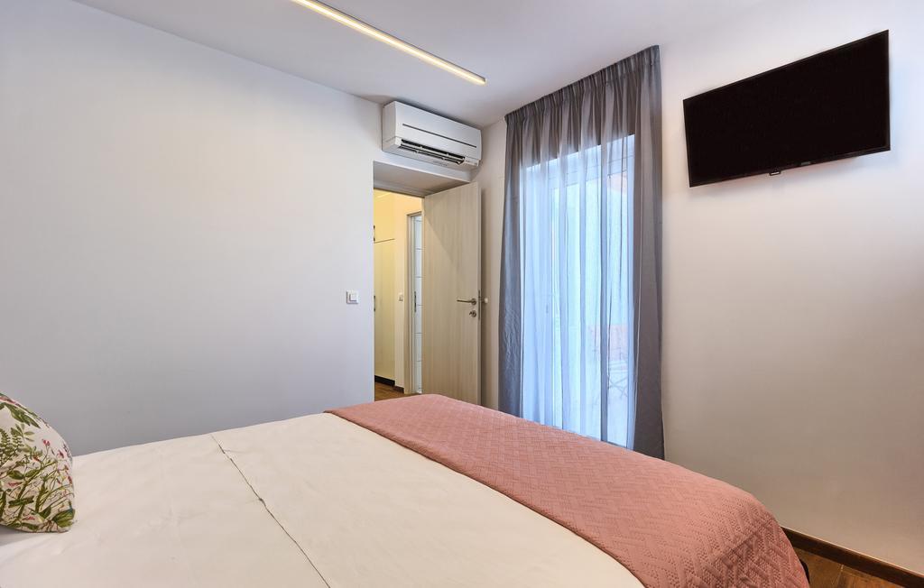 Mincheta - Luxury Rooms Primosten Bagian luar foto